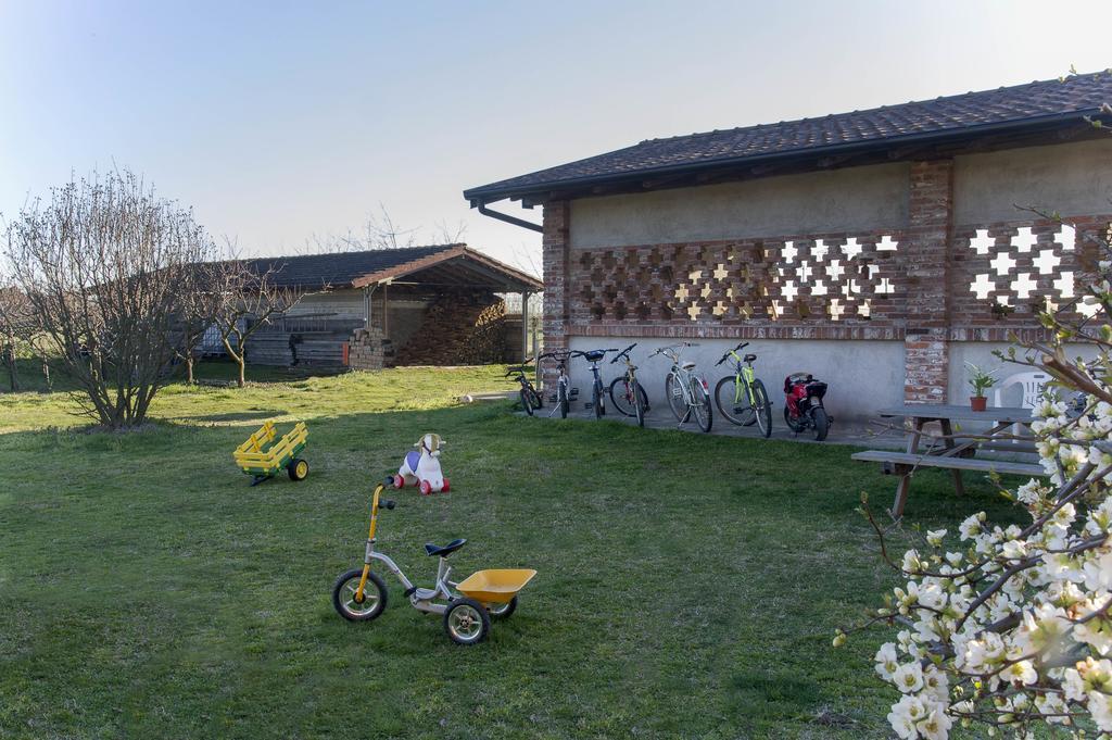 Agriturismo Cascina Aguzza Оледжо Экстерьер фото