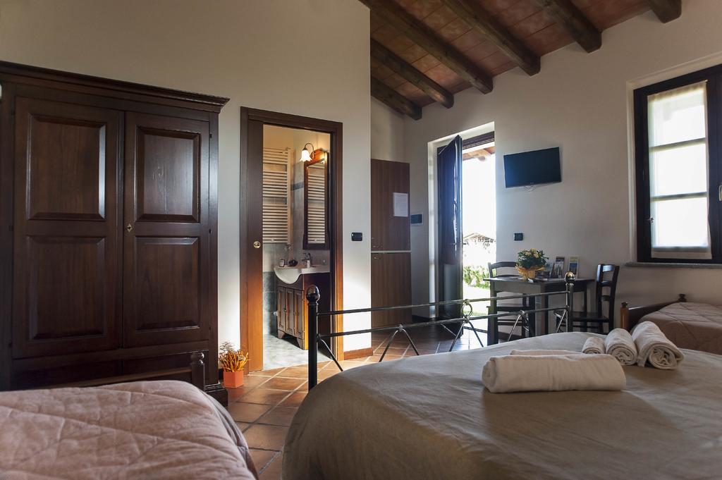 Agriturismo Cascina Aguzza Оледжо Экстерьер фото