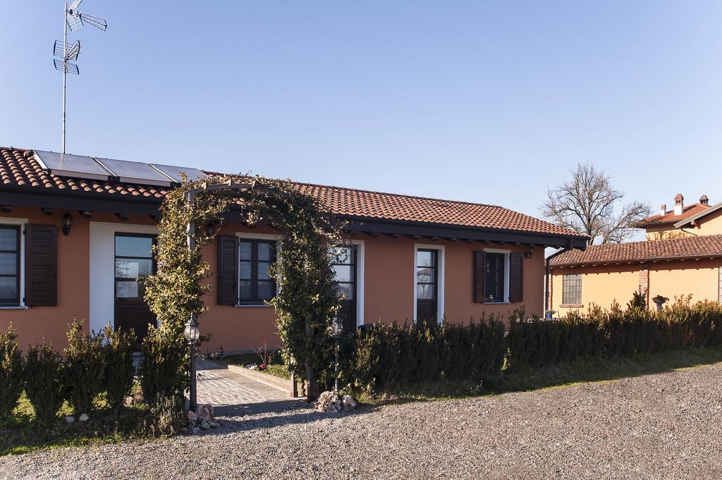 Agriturismo Cascina Aguzza Оледжо Экстерьер фото