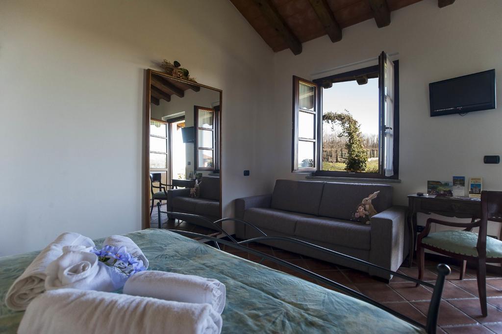 Agriturismo Cascina Aguzza Оледжо Экстерьер фото