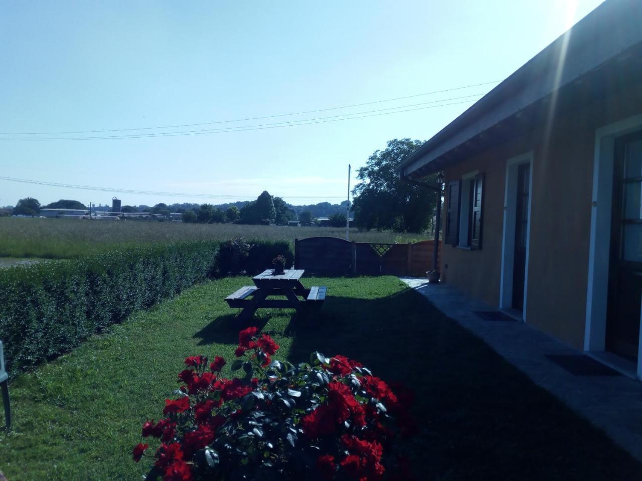 Agriturismo Cascina Aguzza Оледжо Экстерьер фото