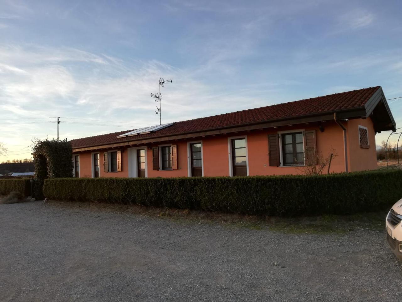 Agriturismo Cascina Aguzza Оледжо Экстерьер фото